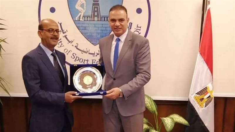جانب من توقيع البروتوكول