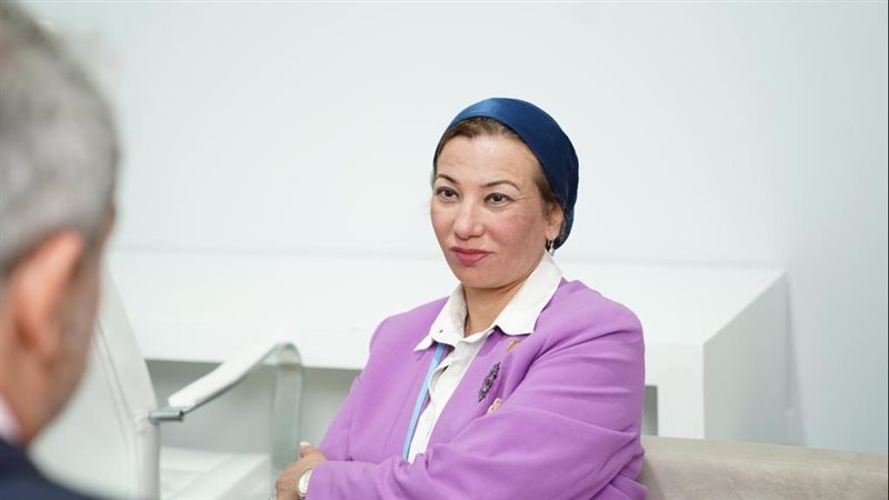 وزيرة البيئة