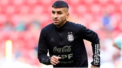 زوجة نجم الأرجنتين تدعم زوجها عقب استبعاده من قائمة المنتخب