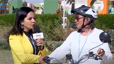 4 أشهر بالدراجة.. سويدية تروي رحلتها إلى مصر لحضور cop27| فيديو 