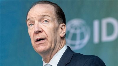 البنك الدولي: ارتفاع الدين العالمي بشكل حاد في 2021.. ويحذر من تباطؤ إعادة الهيكلة