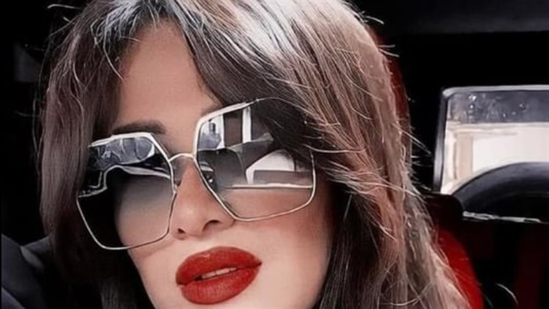 ياسمين عبد العزيز