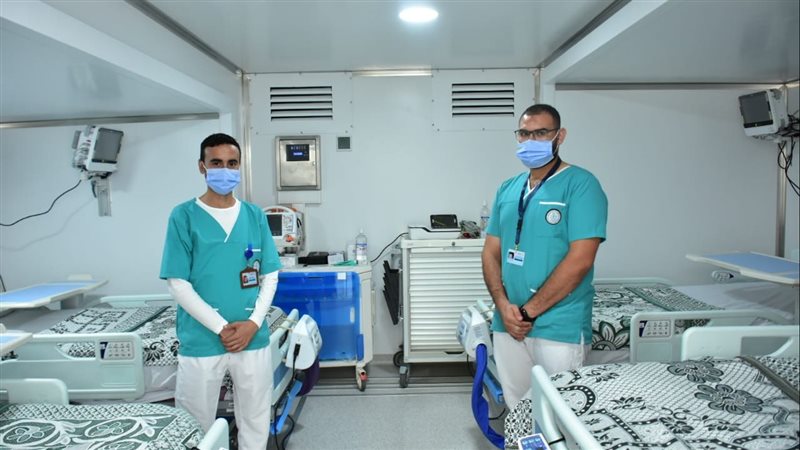 جانب من طاقم العمل