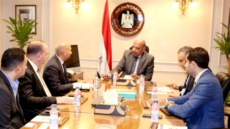 اجتماع المهندس محمود