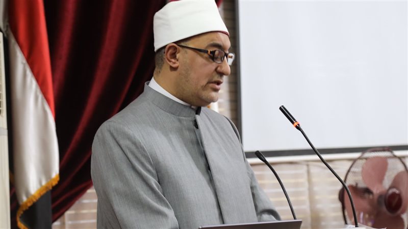 الدكتور نظير عياد