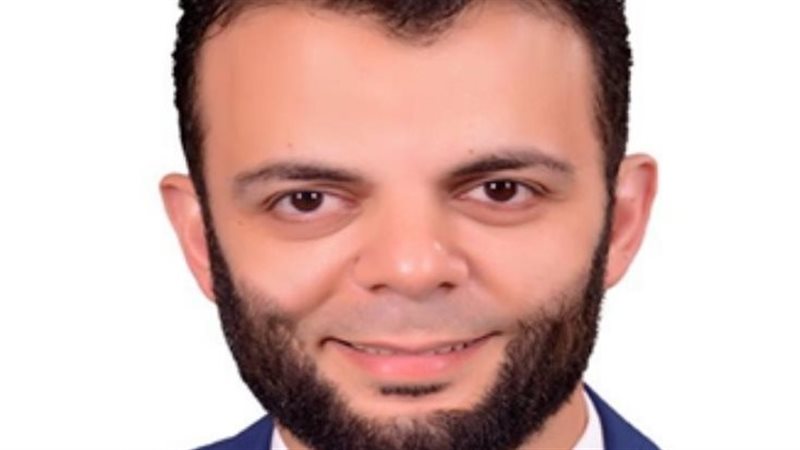 الدكتور أحمد النهري