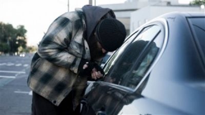 احترس من ركن السيارة في الشارع.. 95% من اللصوص بانتظارك