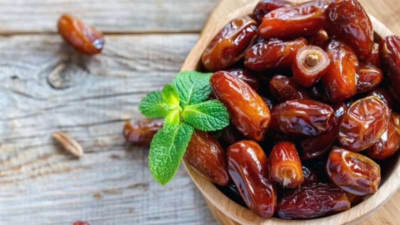 فوائد التمر على الريق