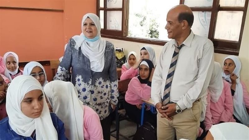 سمية الخطيب في جولة