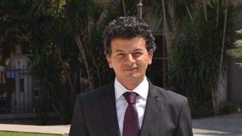 الدكتور هاني أبو