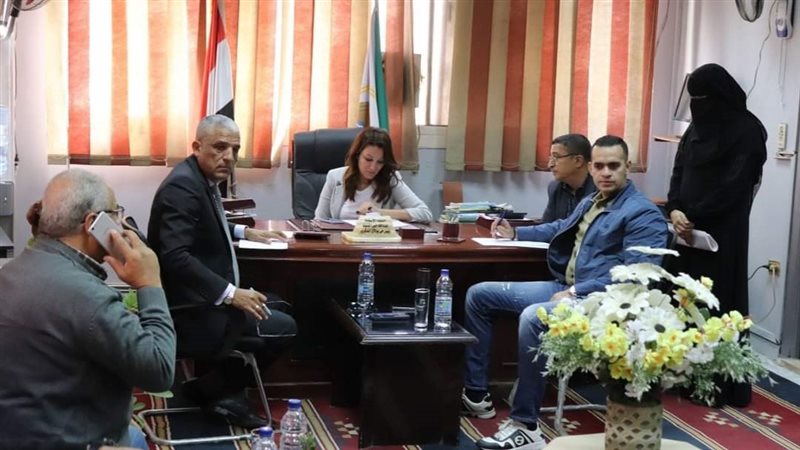 نائب المحافظ تعقد