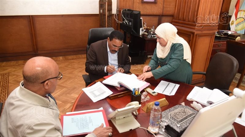 محافظ مطروح يعتمد