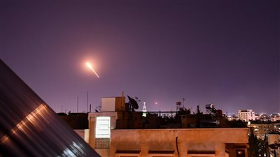 عدوان إسرائيلي جديد يستهدف مناطق في سوريا.. ومقتل 4 جنود 