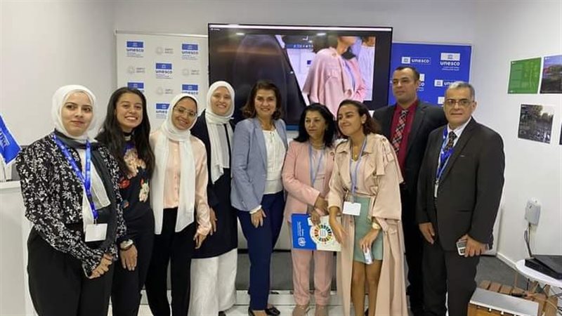 طلاب جامعة عين شمس