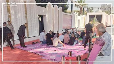 خطفت التريند من الفساتين.. الصلاة على ريد كاربت مهرجان القاهرة السينمائي | فيديوجراف