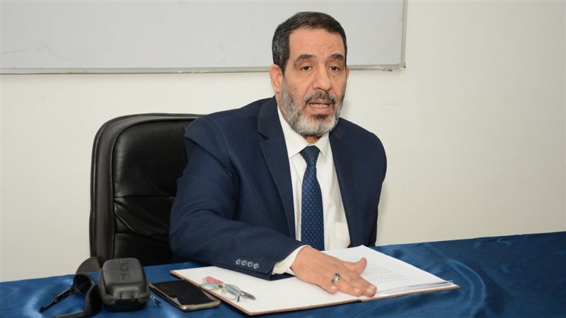 الدكتور أحمد حسين