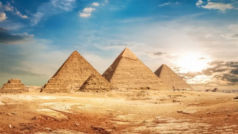 الاهرامات