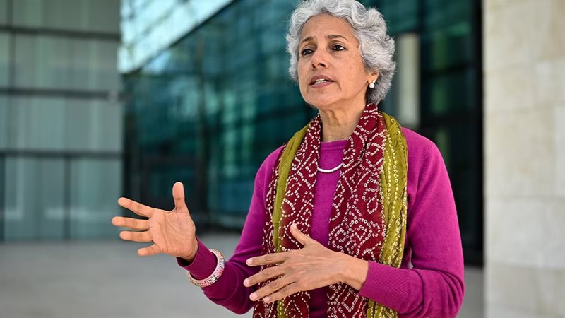 الطبيبة الهندية سمية