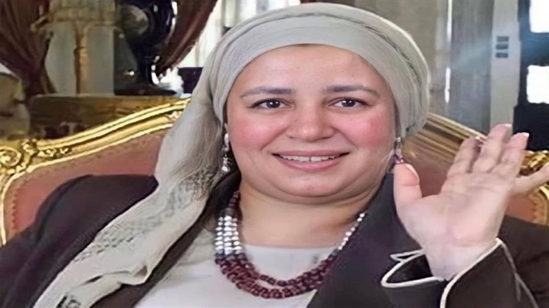 الفنانة عبلة كامل