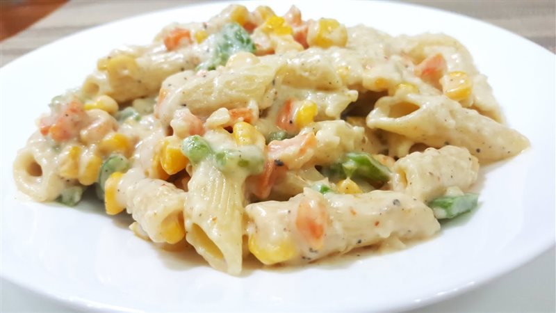 مكرونة وايت صوص