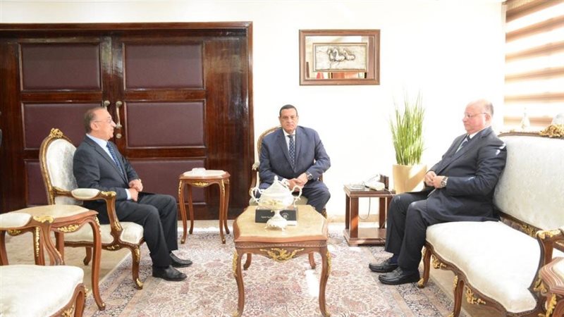 وزير التنمية المحلية