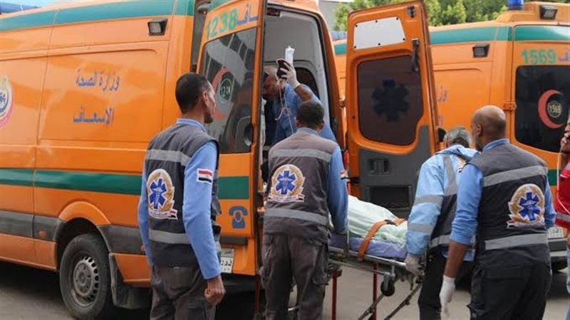 إصابة 8 أشخاص بحادث
