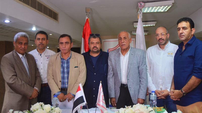 حسين لبيب رئيس نادي
