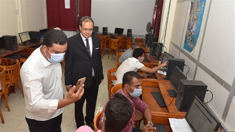 القائم بعمل رئيس