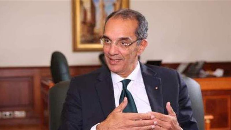وزير الاتصالات 