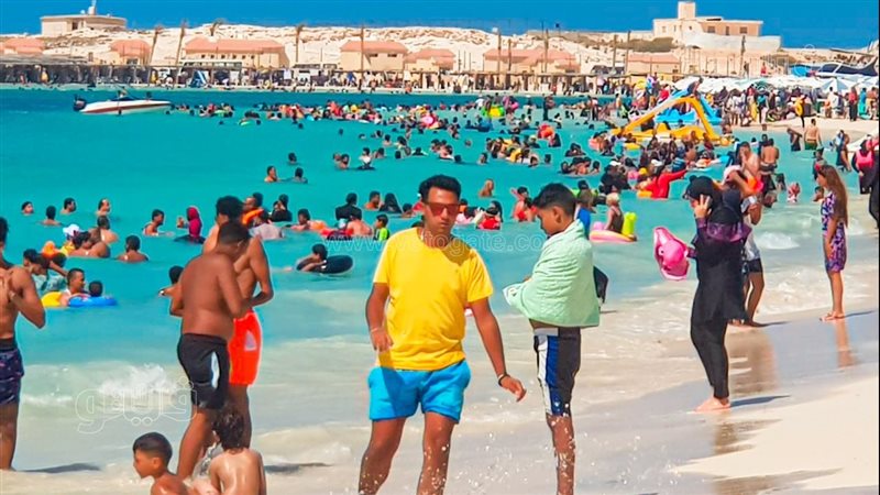 إقبال كبير من المصطافين