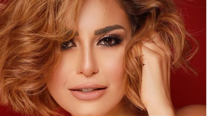 منة فضالي 