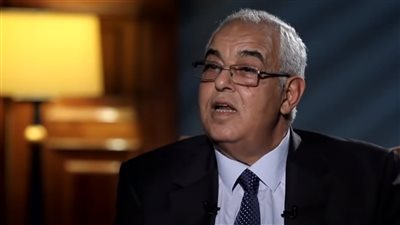 وزير الري الأسبق: نهتم بشاكوش وحمو وشيكابالا ونتجاهل شباب العلماء 