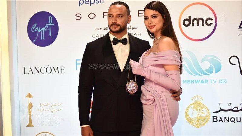 أحمد خالد صالح وهنادي