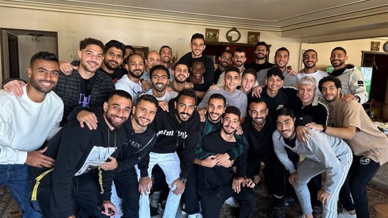 لاعبو الأهلي