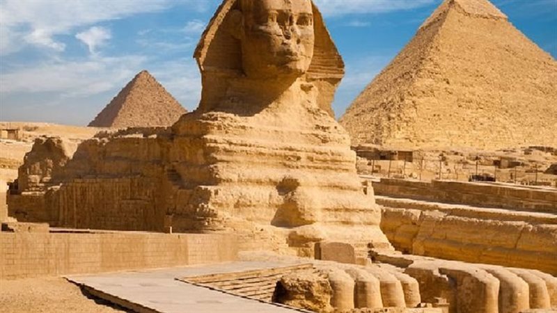 الاهرمات 