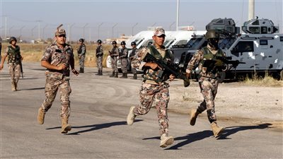 الجيش الأردني يعلن مقتل أحد جنوده وإصابة آخر، اعرف السبب 