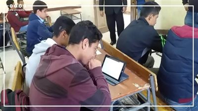 المدارس تحذر طلاب أولى وثانية ثانوي من الخروج من منصة الامتحانات.. والتعليم تؤكد زيادة مساحة الورق للجزء المقالي