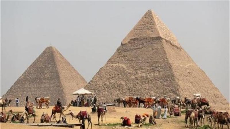 الاهرامات 