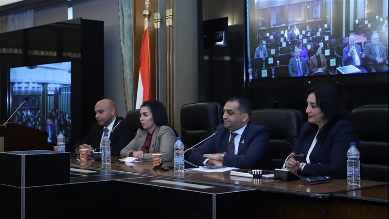 لجنة السياحة بمجلس
