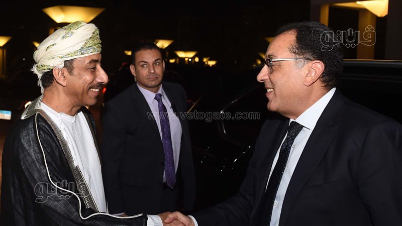 رئيس الوزراء والسفير
