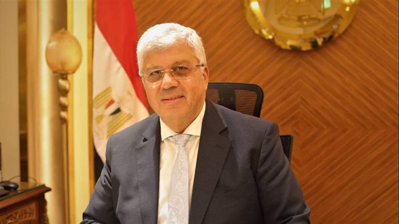 د. أيمن عاشور