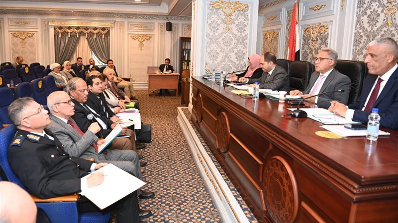 اجتماع لجنة الإدارة