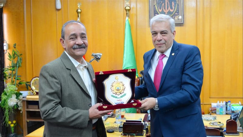 محافظ الإسماعيلية