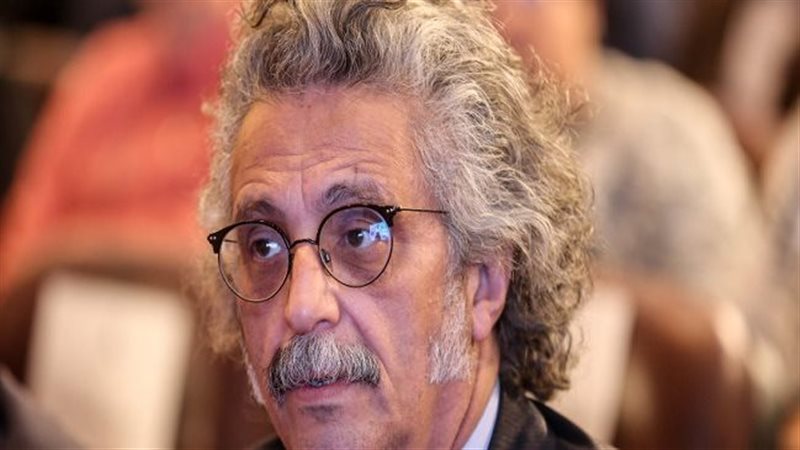 د.حسين خيري