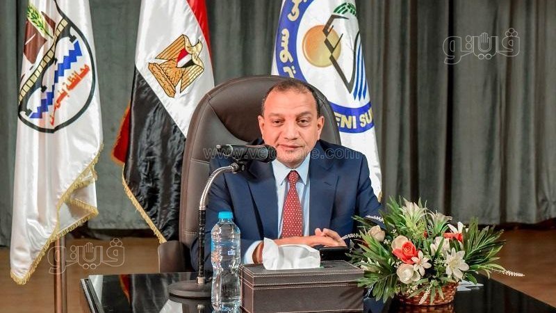 الدكتور منصور حسن
