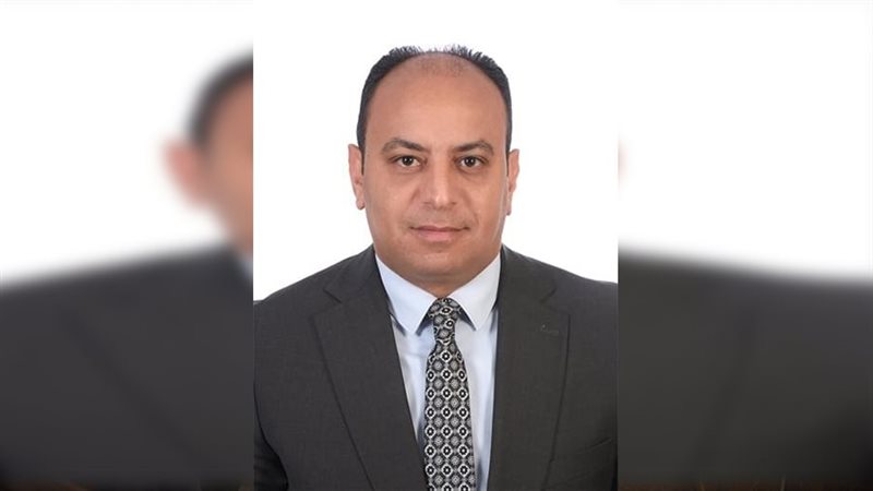 الدكتور محمود إسماعيل