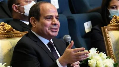  السيسي: عاوزين نخلي كل الناس أغنياء.. يالا غيروا البلد كلكم 