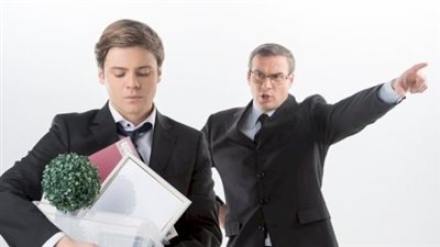 حالات فصل الموظف من عمله وفقًا لقانون الخدمة المدنية