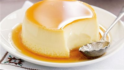 لتحلية مختلفة وغير مكلفة.. طريقة عمل الكريم كراميل 