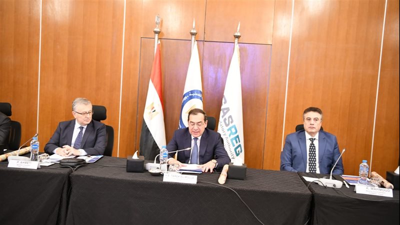 الملا ومنظمى الطاقة